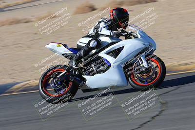 media/Jan-09-2022-SoCal Trackdays (Sun) [[2b1fec8404]]/Turn 8 (1045am)/